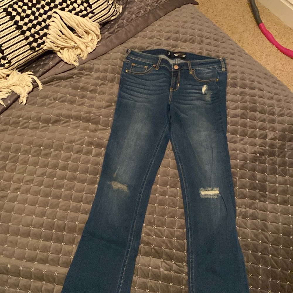 Hollister, dark denim, stretchy boot, cut jeans